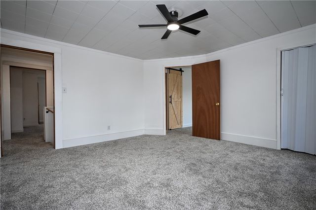 42 Kennedy Rd, New Eagle, PA 15067
