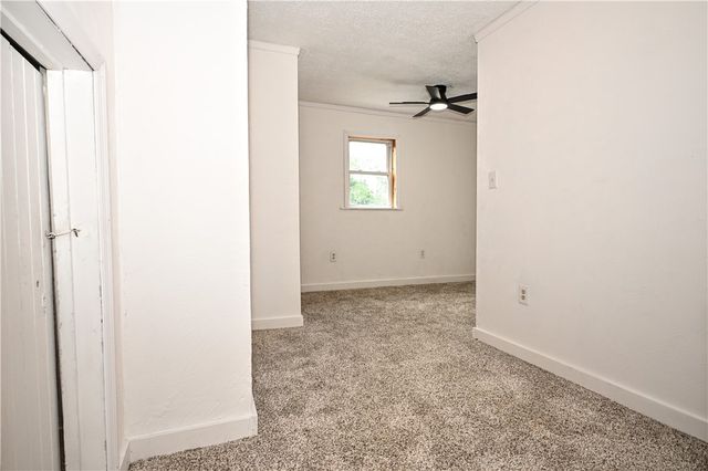 42 Kennedy Rd, New Eagle, PA 15067