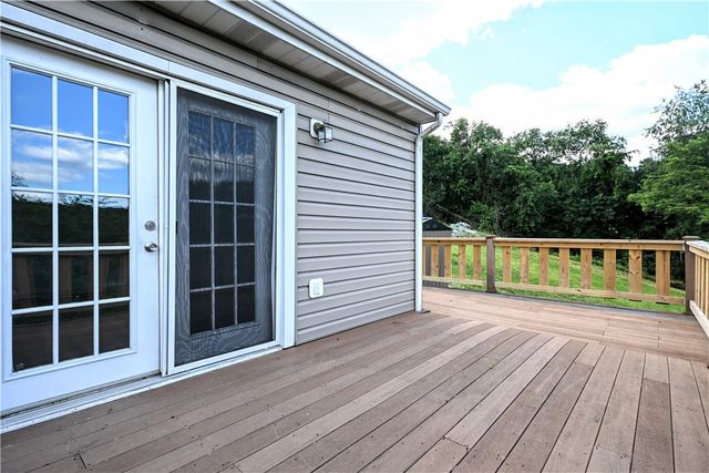 42 Kennedy Rd, New Eagle, PA 15067