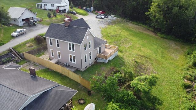 42 Kennedy Rd, New Eagle, PA 15067