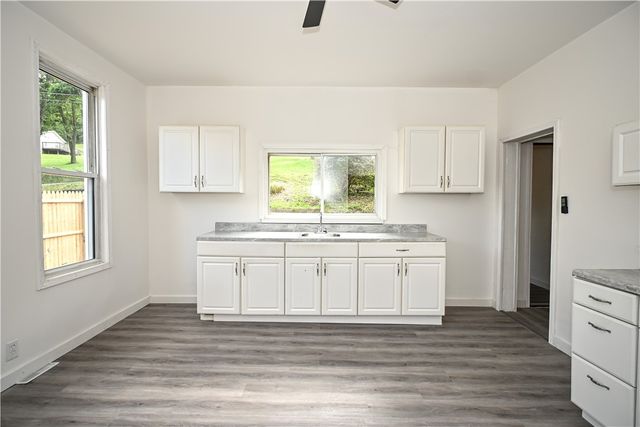 42 Kennedy Rd, New Eagle, PA 15067