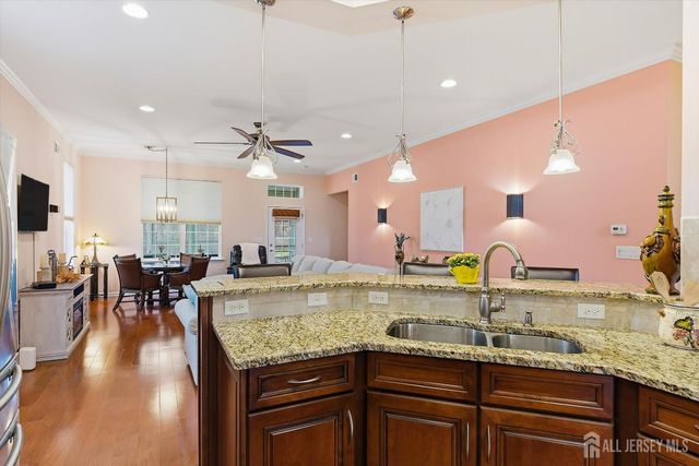 10 Iverness Court, Lacey, NJ 08731