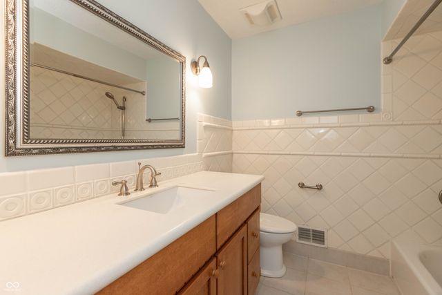 7454 Avalon Trail Road, Indianapolis, IN 46250