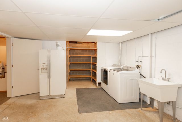 7454 Avalon Trail Road, Indianapolis, IN 46250