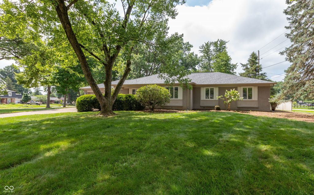7454 Avalon Trail Road, Indianapolis, IN 46250