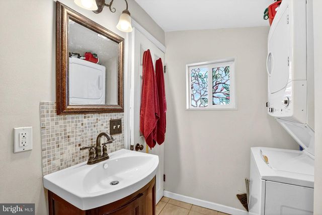 519 WILLOW ST, Bordentown, NJ 08505