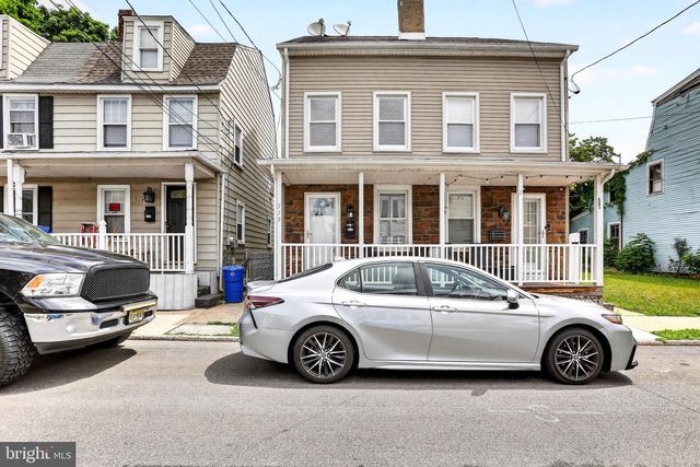 519 WILLOW ST, Bordentown, NJ 08505