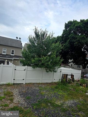 519 WILLOW ST, Bordentown, NJ 08505