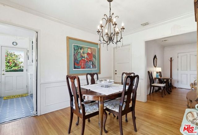 1361 Virginia Avenue, Glendale, CA 91202