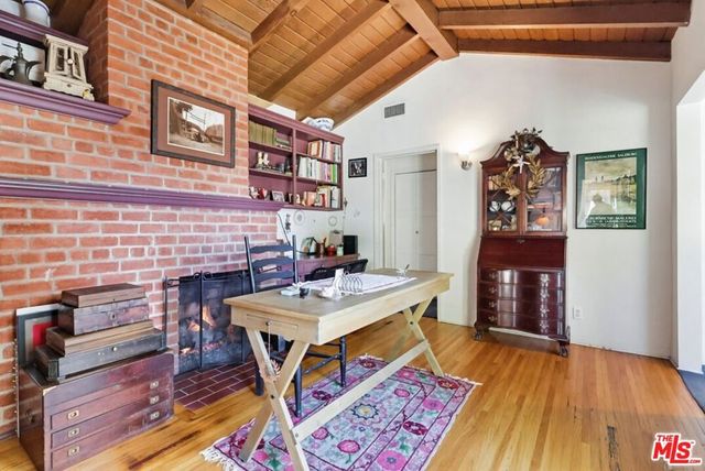 1361 Virginia Avenue, Glendale, CA 91202