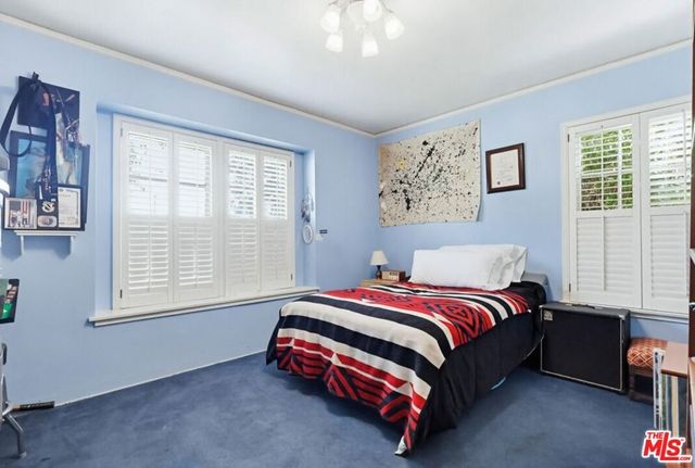 1361 Virginia Avenue, Glendale, CA 91202