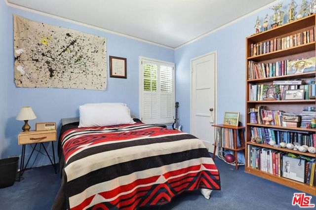 1361 Virginia Avenue, Glendale, CA 91202