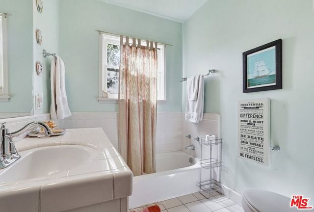 1361 Virginia Avenue, Glendale, CA 91202