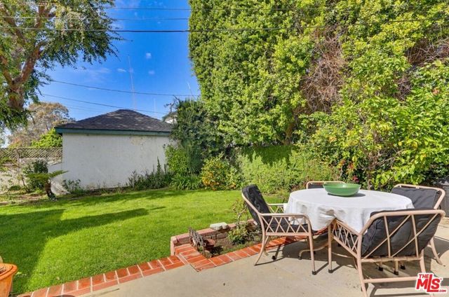 1361 Virginia Avenue, Glendale, CA 91202