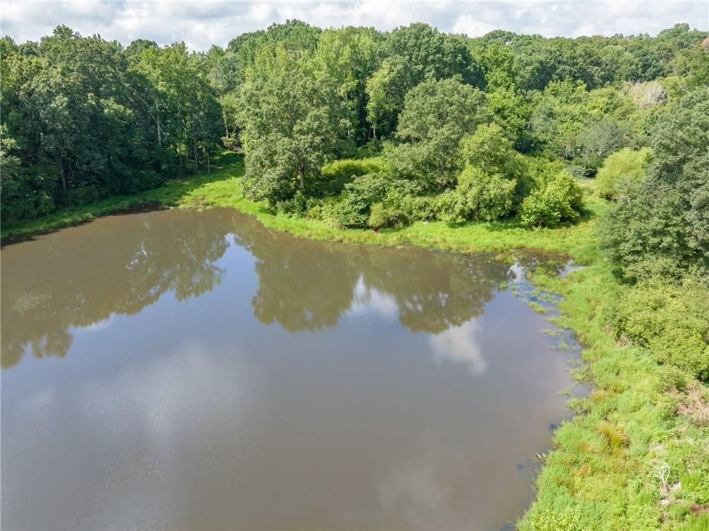 Image 26 of property listing at 2144 Hog Mountain Road, Jefferson, GA 30549