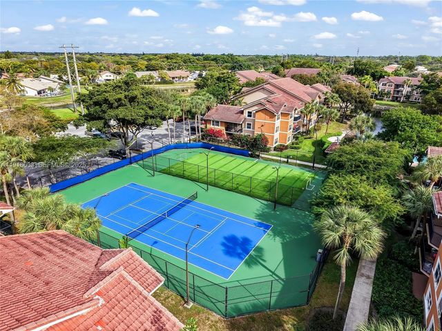 8901 Wiles Rd 103, Coral Springs, FL 33067