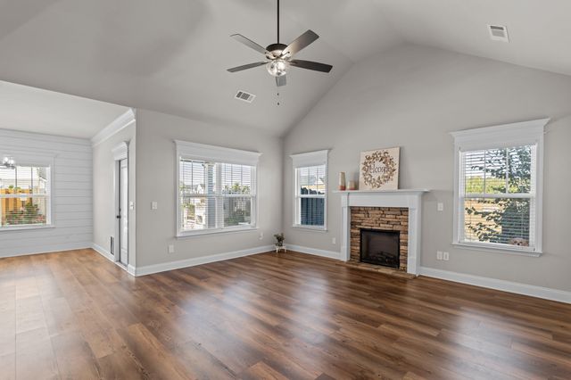 118 Wilcox Dr, Grovetown, GA 30813