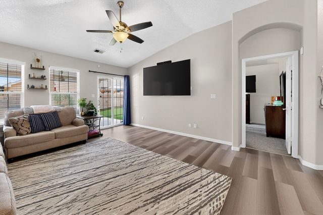 9608 Kilauea Avenue NW, Albuquerque, NM 87120