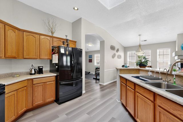 9608 Kilauea Avenue NW, Albuquerque, NM 87120