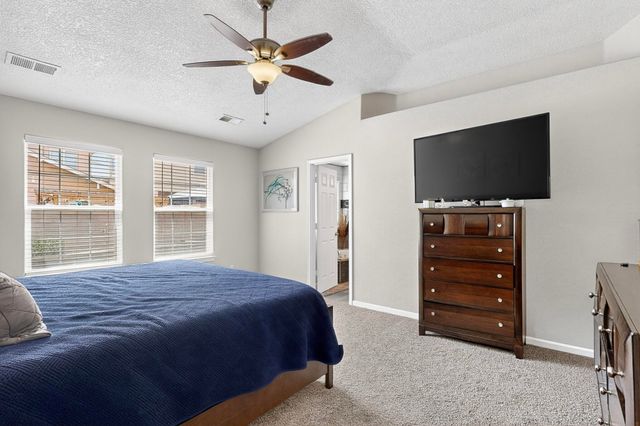 9608 Kilauea Avenue NW, Albuquerque, NM 87120