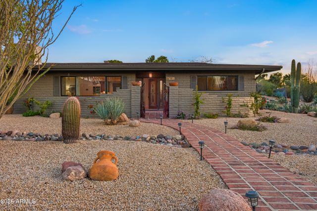 7801 E Carefree Drive, Carefree, AZ 85377