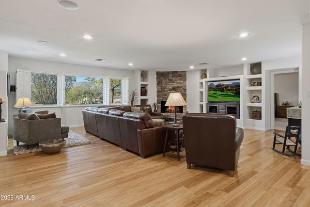 7801 E Carefree Drive, Carefree, AZ 85377