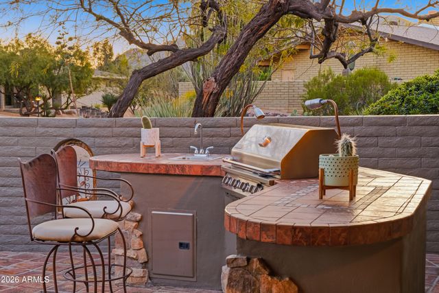 7801 E Carefree Drive, Carefree, AZ 85377