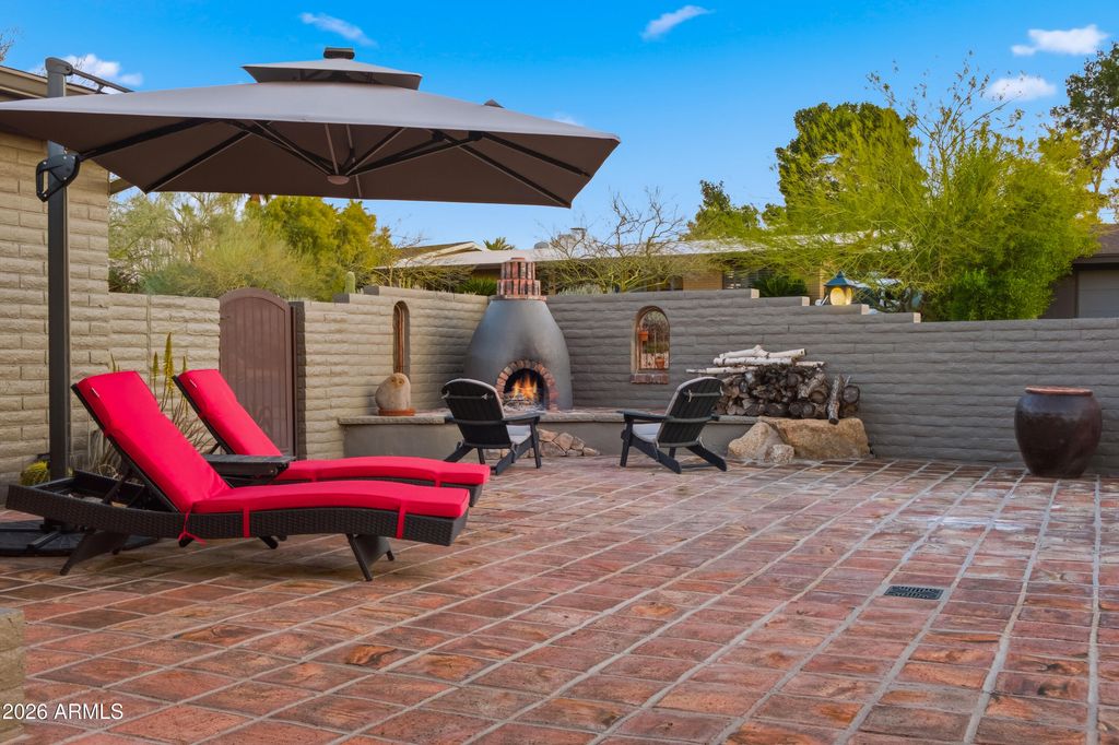 Image 17 of property listing at 7801 E Carefree Drive, Carefree, AZ 85377