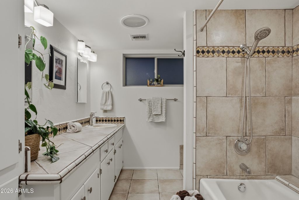 Image 28 of property listing at 7801 E Carefree Drive, Carefree, AZ 85377