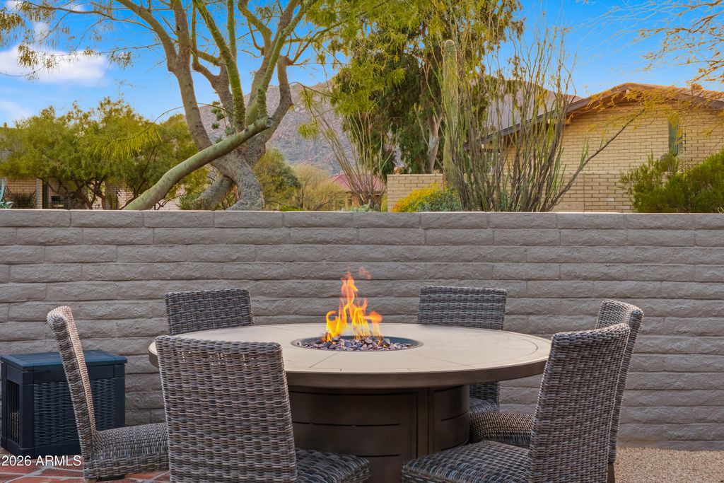 Image 34 of property listing at 7801 E Carefree Drive, Carefree, AZ 85377