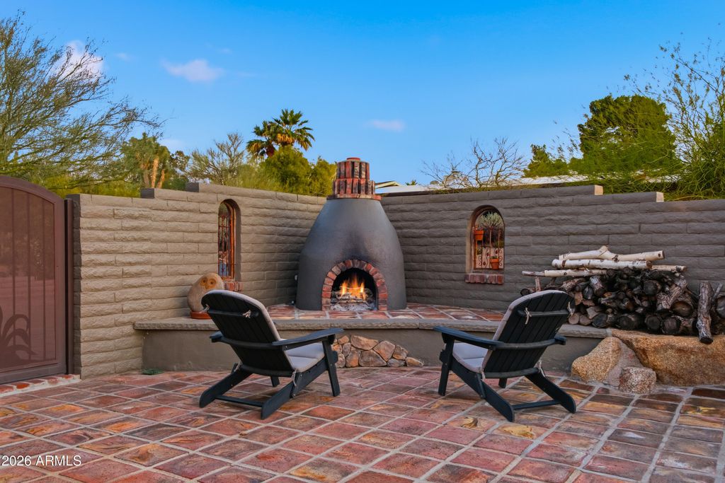 Image 35 of property listing at 7801 E Carefree Drive, Carefree, AZ 85377