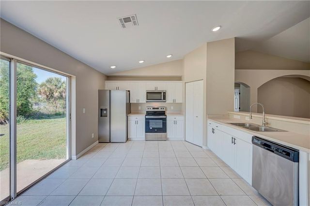 835 Appleton AVE, Lehigh Acres, FL 33974