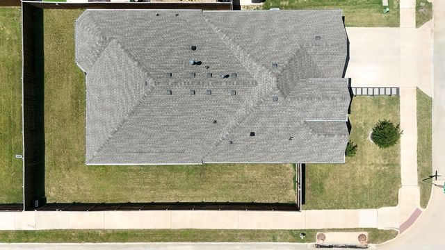 2600 Tanager Street, Fort Worth, TX 76118