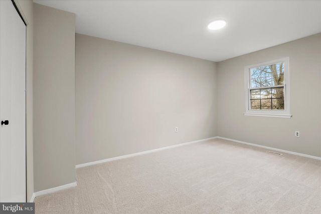 40 BADGER GATE, Catonsville, MD 21228