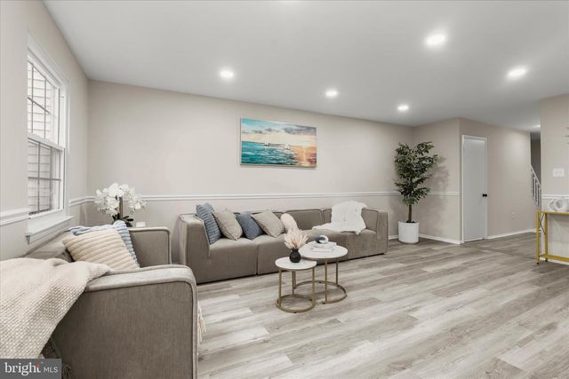 40 BADGER GATE, Catonsville, MD 21228