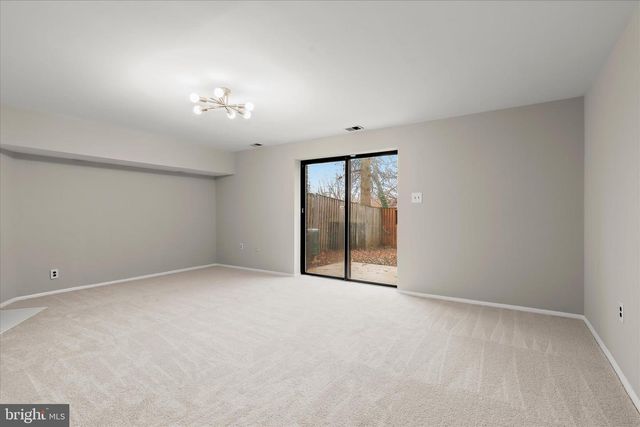 40 BADGER GATE, Catonsville, MD 21228