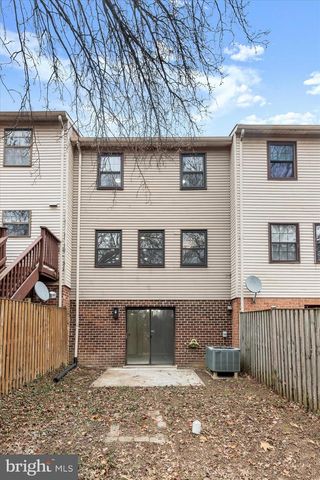40 BADGER GATE, Catonsville, MD 21228