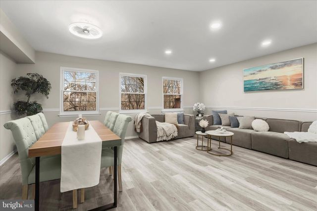 40 BADGER GATE, Catonsville, MD 21228