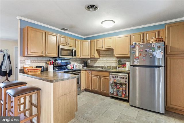 1316 OUTER DR, Hagerstown, MD 21742