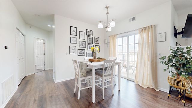 6255 Beechtree Drive 4202, West Des Moines, IA 50266