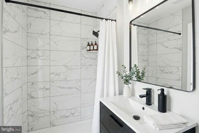 221 DENTON RD, Federalsburg, MD 21632