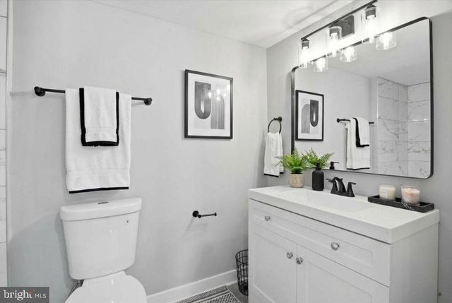 221 DENTON RD, Federalsburg, MD 21632