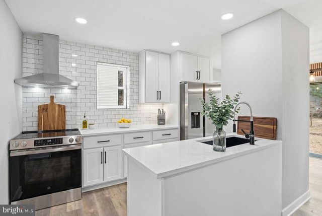 221 DENTON RD, Federalsburg, MD 21632