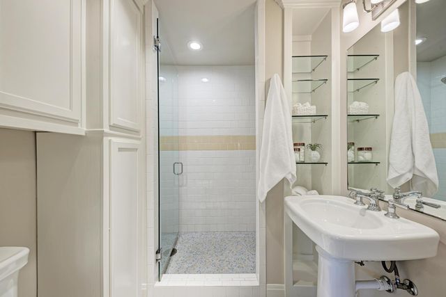2308 Forest Ave, Austin, TX 78704