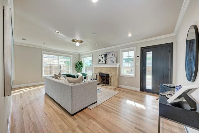 2308 Forest Ave, Austin, TX 78704