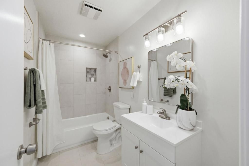 Image 15 of property listing at 1850 Briarwood Drive, Santa Clara, CA 95051