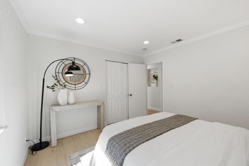 Image 19 of property listing at 1850 Briarwood Drive, Santa Clara, CA 95051