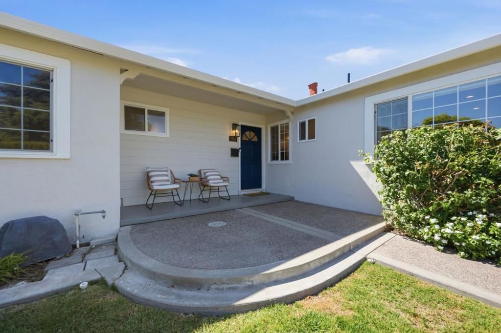 Image 3 of property listing at 1850 Briarwood Drive, Santa Clara, CA 95051