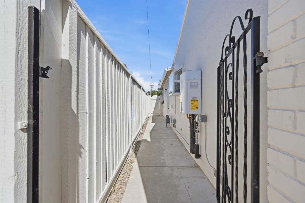 Image 33 of property listing at 1850 Briarwood Drive, Santa Clara, CA 95051