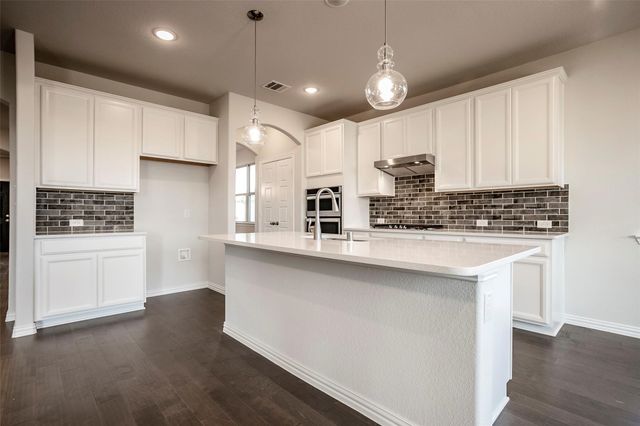 4713 London Avenue, Aubrey, TX 76227